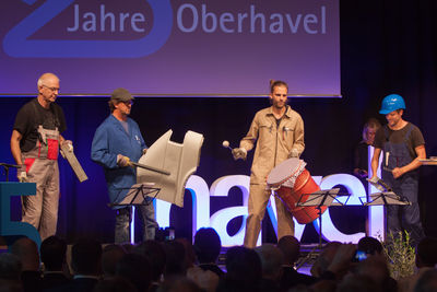 Percussion auf Stahl passend zur Stahlstadt Hennigsdorf.