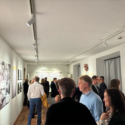 Vernissage Sonderausstellung " Bilder der Mauer - 35 Jahre Mauerfall"