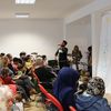 Auftritt von Rapper Adnan Faour mit Musikern der Kreismusikschule Oberhavel bei der Veranstaltung "Von Borgsdorf einmal um die ganze Welt".