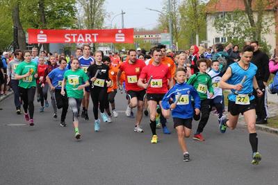 Jedes Jahr findet am 1. Mai der symbolträchtige Sachsenhausen-Gedenklauf in Oranienburg statt.