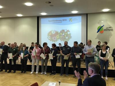 Feierliche &Uuml;bergabe der Sportf&ouml;rdermittel am 10.04.2019 im Kreistagssaal