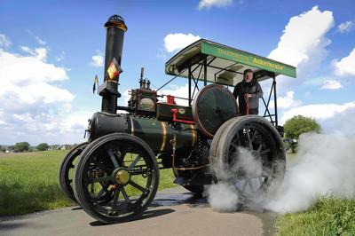 Historische Karosserien sind am 10./11.08.2013 im Ziegeleipark zu sehen