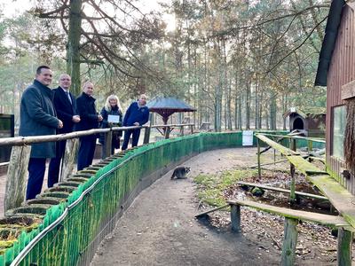 Spenden&uuml;bergabe der MBS im Tierpark Germendorf