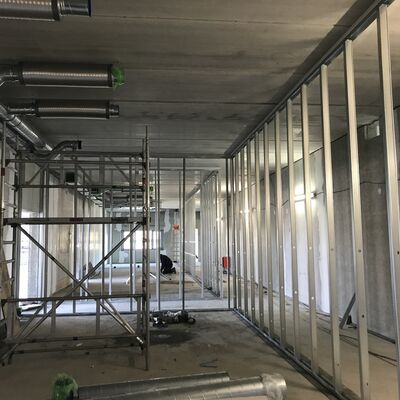 TAZ Umkleidebereich Lftungskanle