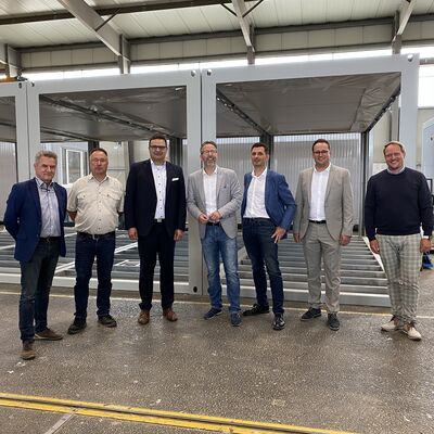 Landrat vor Ort bei der SBU Gransee Mobile Raumsysteme GmbH