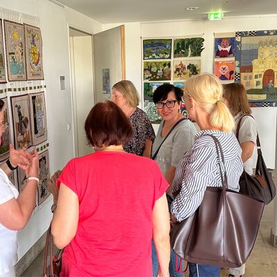 Erffnung der Ausstellung von Patchworkarbeiten des Creativ-Centrums